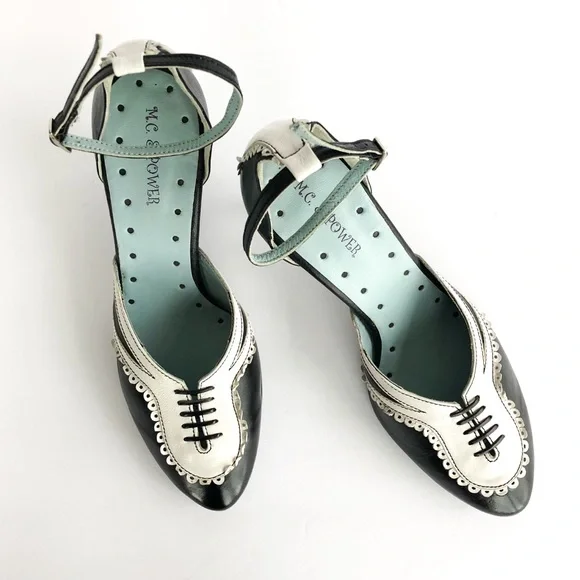 🔥 HOST PICK! D'Orsay-Inspired Ankle Strap Pump 🔥 - Picture 4 of 8